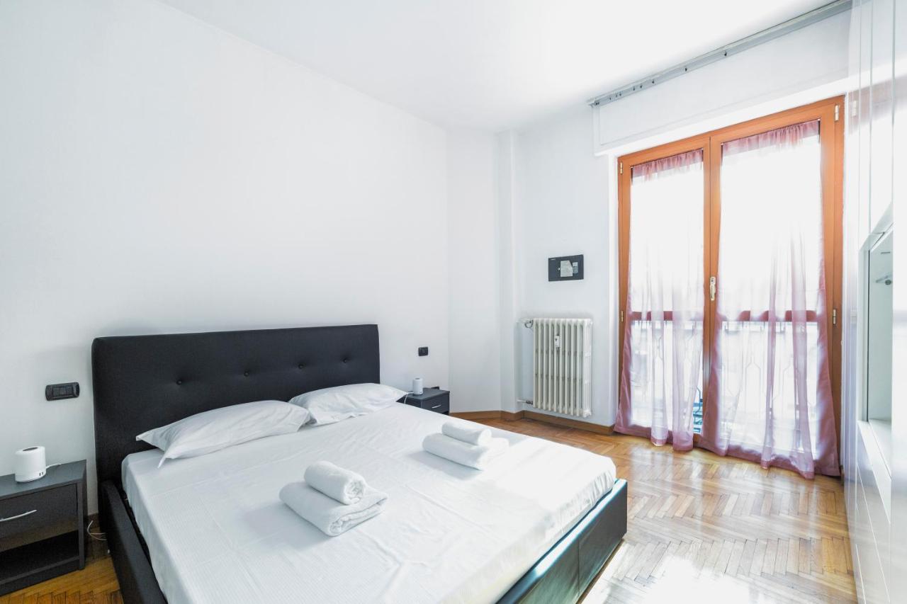 Cenisio M5 Lovely Apartment - With Balcony! Milán Exterior foto
