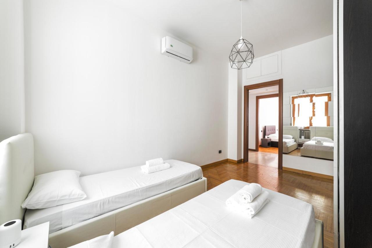 Cenisio M5 Lovely Apartment - With Balcony! Milán Exterior foto