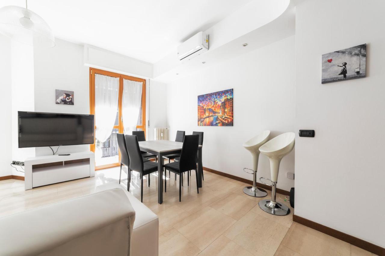 Cenisio M5 Lovely Apartment - With Balcony! Milán Exterior foto